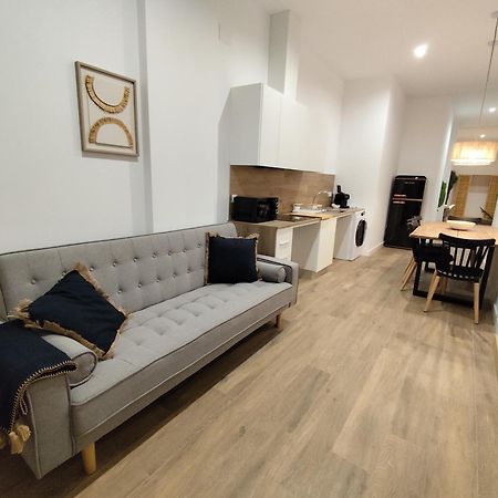Travel Habitat Mediterranean Suites Валенсия Екстериор снимка
