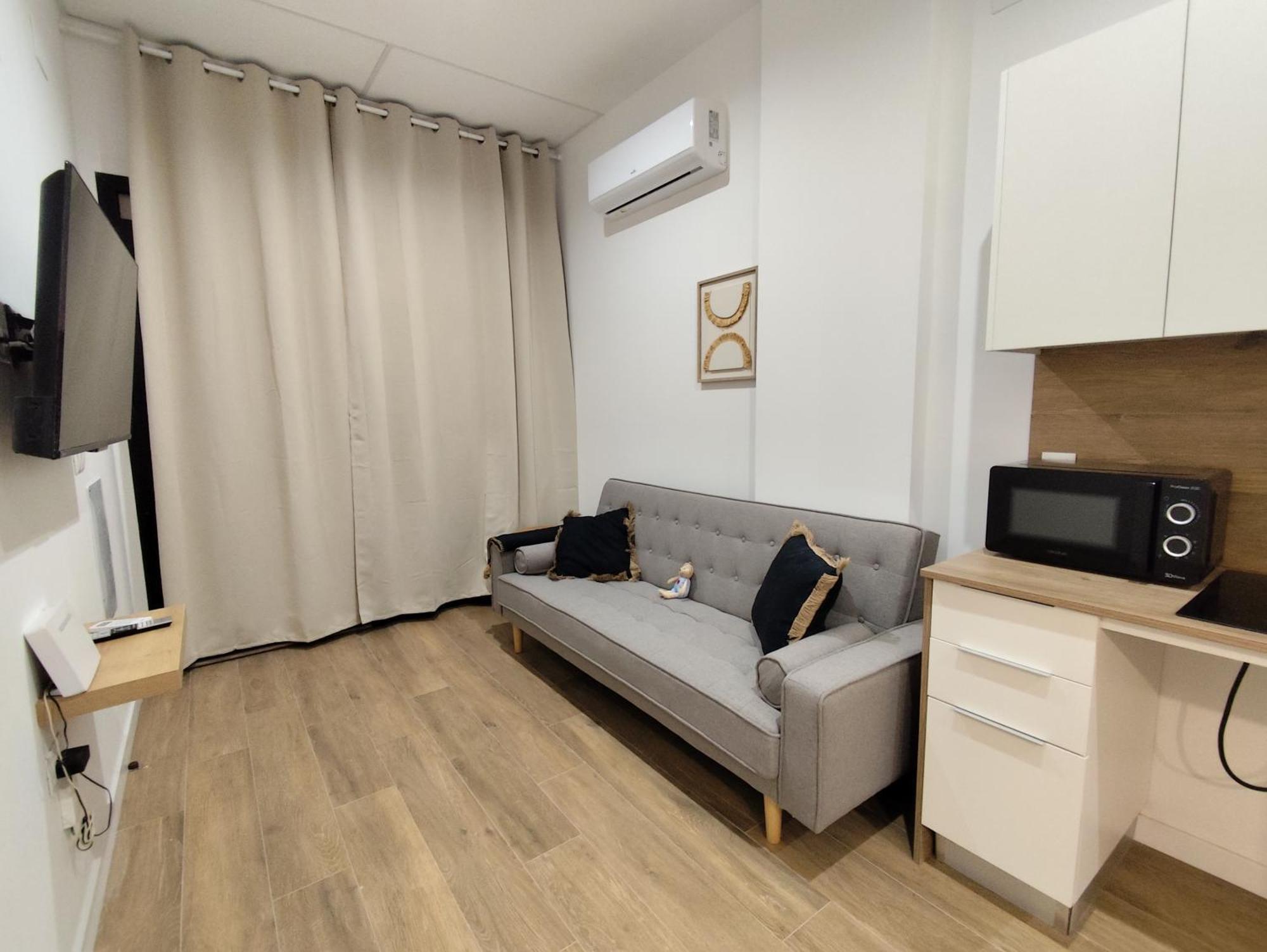 Travel Habitat Mediterranean Suites Валенсия Стая снимка